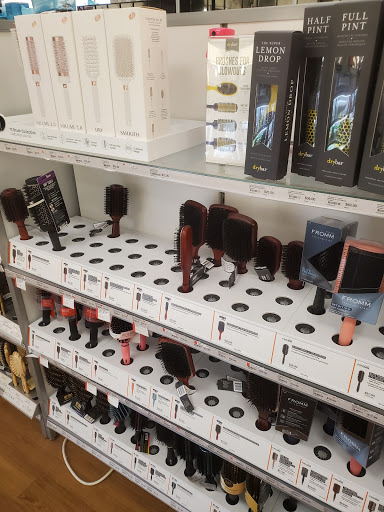 Hair Salon «Ulta Beauty», reviews and photos, 105 West Bridge St, Homestead, PA 15160, USA