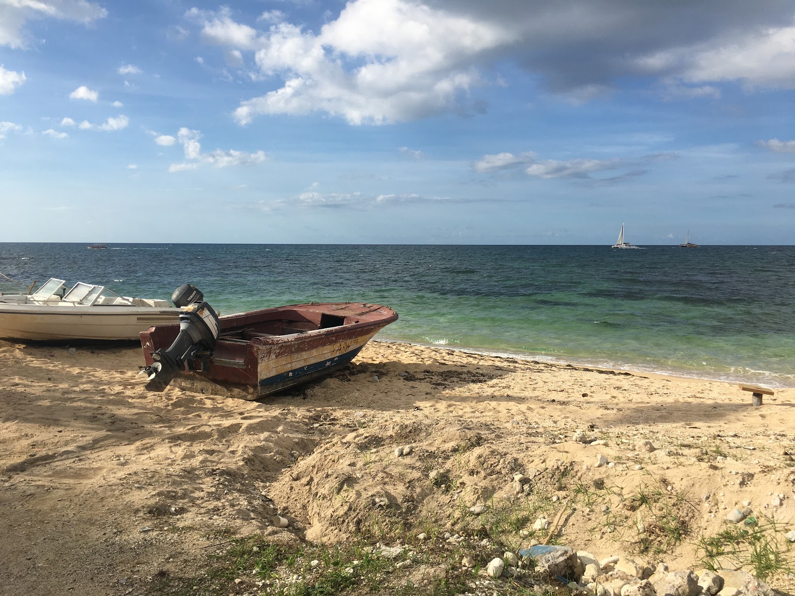 Foto von Road Mary's Bay mit beiger sand Oberfläche