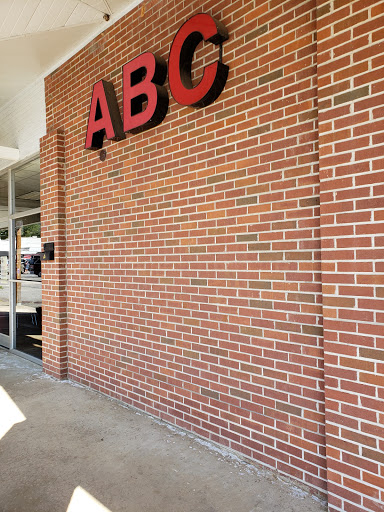 Liquor Store «ABC Store», reviews and photos, 30 E Sylva Shopping Center, Sylva, NC 28779, USA