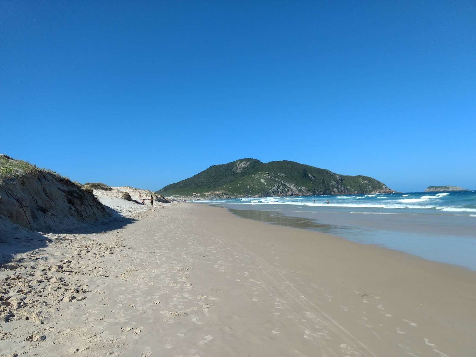 Foto de Praia do Santinho com alto nível de limpeza