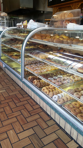Donut Shop «Happy Donuts», reviews and photos, 3801 24th St, San Francisco, CA 94114, USA