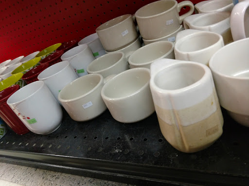 Thrift Store «The Salvation Army Family Store & Donation Center», reviews and photos