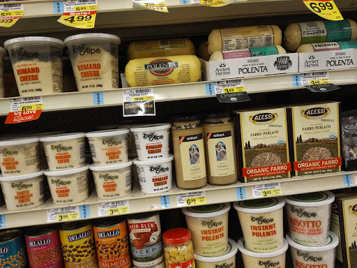 Grocery Store «Jewel-Osco», reviews and photos, 900 E Rollins Rd, Round Lake Beach, IL 60073, USA