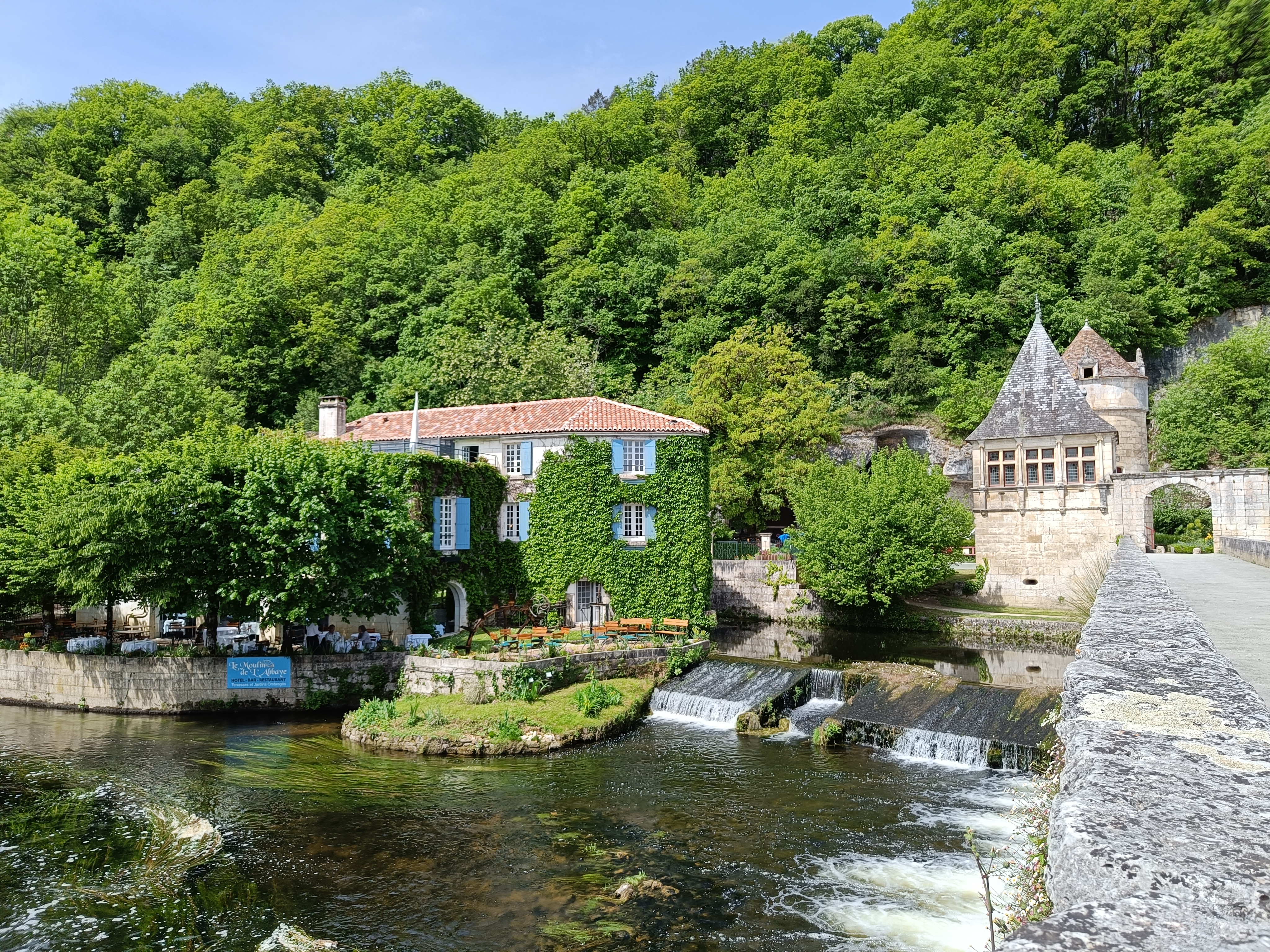 Photo n° 10 de l'avis de Nadège.e fait le 06/05/2023 à 15:52