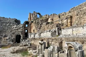 Perge theater image