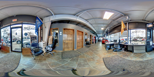 Used Car Dealer «Car City on 14th», reviews and photos, 4131 E 14th St, Des Moines, IA 50313, USA