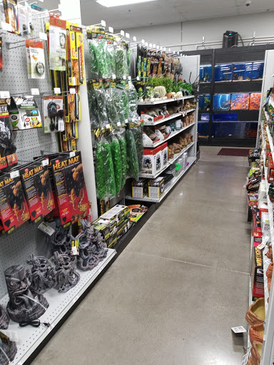 Pet Store «Carters Pet Mart», reviews and photos, 510 N Main St, Manteca, CA 95336, USA