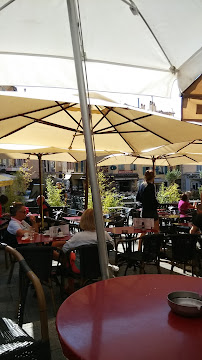 Atmosphère du Restaurant LE GLACIER DE LA TOUR à Hyères - n°3