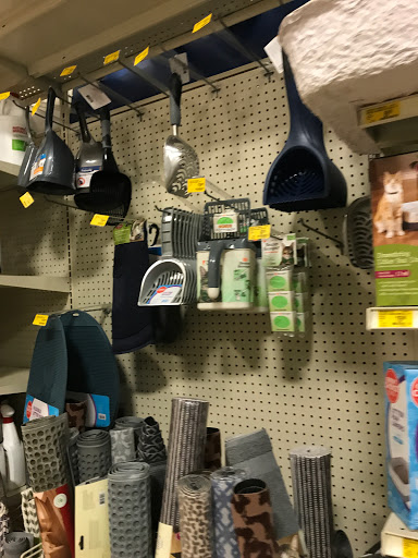 Pet Supply Store «PetSmart», reviews and photos, 3439 Princeton Rd, Hamilton, OH 45011, USA