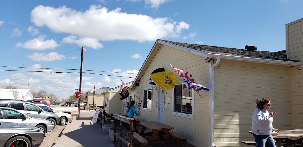 Karen's Kafe And Stephanie's Bar And Grill 80808