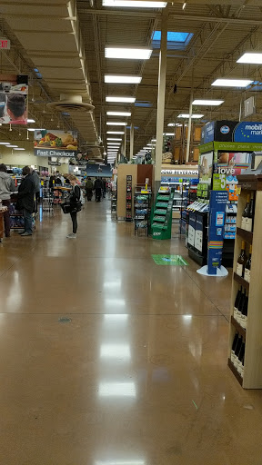 Grocery Store «Kroger Marketplace», reviews and photos, 7300 Yankee Rd, Liberty Township, OH 45044, USA