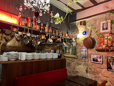 Gölbaşı à Paris