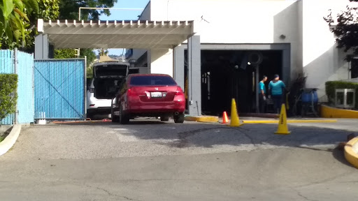 Car Wash «Auto Pride Car Wash», reviews and photos, 3197 Silver Creek Rd, San Jose, CA 95121, USA