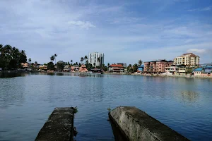 Sreevaraham Temple Pond image