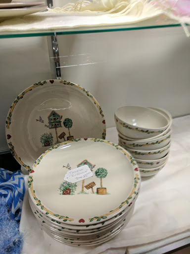Thrift Store «Shelterhouse Resale Shop», reviews and photos