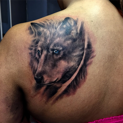 Tattoo Shop «Crazy Monkey Tattoos», reviews and photos, 817 S Westnedge Ave, Kalamazoo, MI 49001, USA