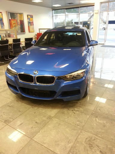BMW Dealer «BMW of Oyster Bay», reviews and photos, 145 Pine Hollow Rd, Oyster Bay, NY 11771, USA