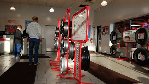 Tire Shop «Discount Tire», reviews and photos, 42990 Grand River Ave, Novi, MI 48375, USA