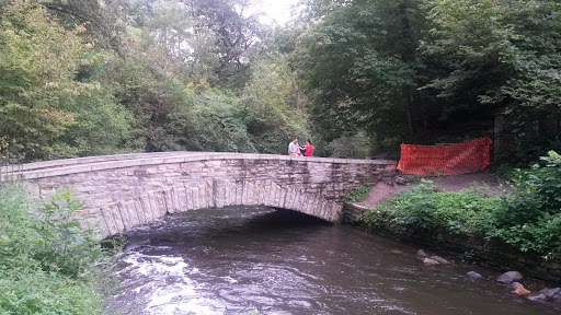 Garden «Minnehaha Falls (Hiawatha Statue)», reviews and photos, 4801 S Minnehaha Park Dr, Minneapolis, MN 55417, USA