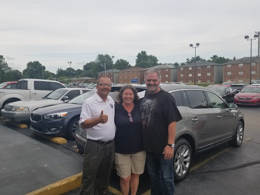 Used Car Dealer «Hays Automotive Discount Center», reviews and photos, 6312 Preston Hwy, Louisville, KY 40219, USA