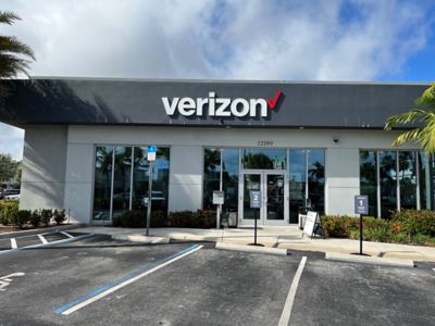 Cell Phone Store «Verizon», reviews and photos, 12190 Biscayne Blvd, North Miami, FL 33181, USA