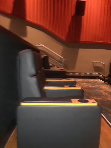 Movie Theater «Regal Cinemas Independence Plaza 12», reviews and photos, 2465 S Broad St, Hamilton Township, NJ 08610, USA