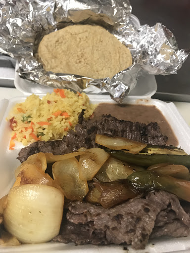 Latin American Restaurant «La Union Supermarket», reviews and photos, 485 Sheridan Rd, Highwood, IL 60040, USA