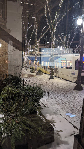 Beauty Salon «Pulse Salon & Day Spa», reviews and photos, 1023 SW Yamhill St, Portland, OR 97205, USA