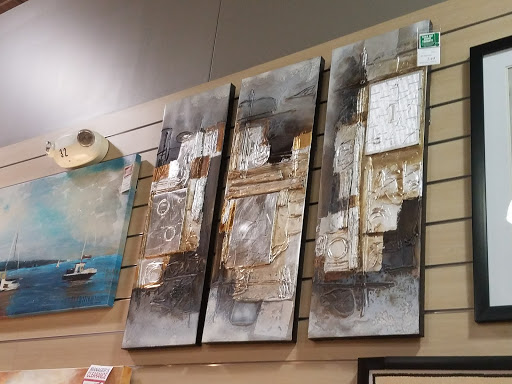 Furniture Store «Art Van Furniture - Auburn Hills», reviews and photos, 4612 Baldwin Rd, Auburn Hills, MI 48326, USA