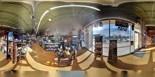 Liquor Store «Esplanade Wine & Spirits», reviews and photos, 2948 W Euclid Ave, Arlington Heights, IL 60005, USA