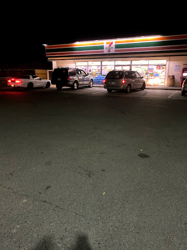 Convenience Store «7-Eleven», reviews and photos, 3821 River Rd, Eugene, OR 97404, USA