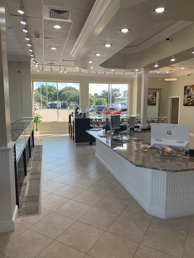 Jewelry Repair Service «6th Avenue Jewelers», reviews and photos, 2060 6th Ave, Vero Beach, FL 32960, USA