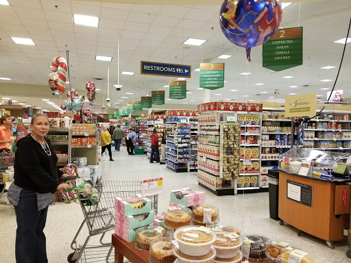 Supermarket «Publix Super Market at Trenholm Plaza», reviews and photos, 4840 Forest Dr #10, Columbia, SC 29206, USA