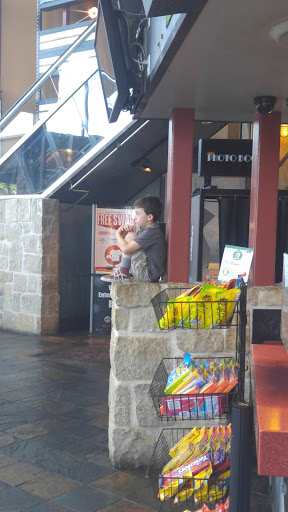 Movie Theater «Regal Cinemas Alamo Quarry 16», reviews and photos, 255 E Basse Rd, San Antonio, TX 78209, USA