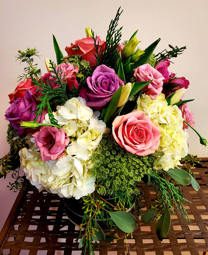 Florist «Bakanas Flowers And Gifts», reviews and photos, 27 N Maple Ave, Marlton, NJ 08053, USA