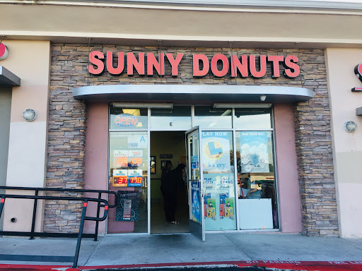 Sunny Donut, 10807 Beverly Blvd, Whittier, CA 90601, USA, 