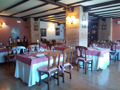 Bar restaurante Viña La Mazuela - Av. las Acacias, 1, 10600 Plasencia, Cáceres, Spain
