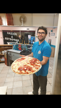 Pepperoni du Pizzas à emporter Funky Pizz à Salles-sur-Mer - n°7
