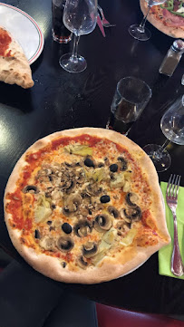 Pizza du Pizzeria La Morgia à Mennecy - n°9