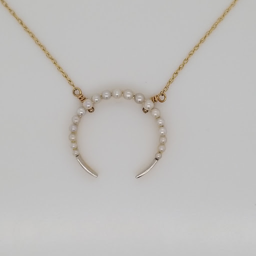 Jewelry Store «Cambridge Jewelers», reviews and photos, 76 Maple Dr, Hudson, OH 44236, USA