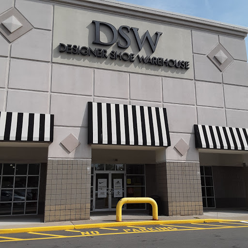Shoe Store «DSW Designer Shoe Warehouse», reviews and photos, 1160 Broadway, Saugus, MA 01906, USA