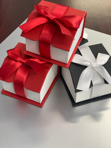 Pawn Shop «Sterling & Knight Jewelry & Pawn», reviews and photos, 295 S Schmidt Rd, Bolingbrook, IL 60440, USA