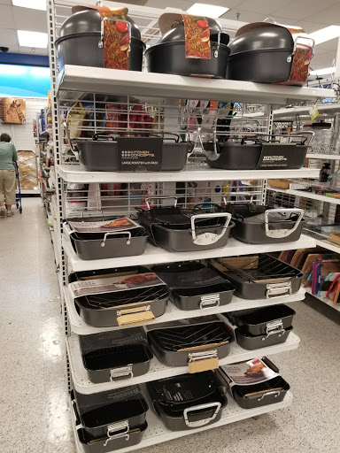 Clothing Store «Ross Dress for Less», reviews and photos, 12270 Rockville Pike, Rockville, MD 20852, USA