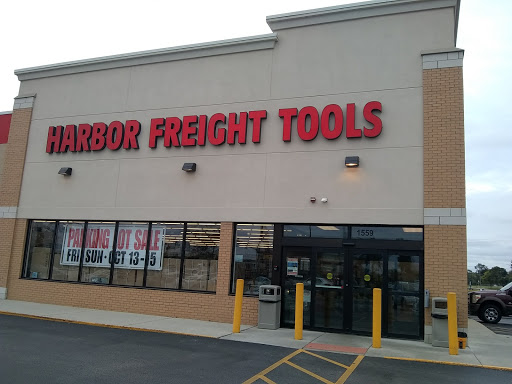 Hardware Store «Harbor Freight Tools», reviews and photos, 1559 Irving Park Rd, Hanover Park, IL 60133, USA