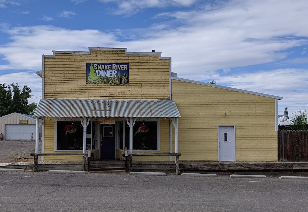 Snake River Diner 83624