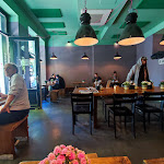 Photo n°4 de l'avis de Santhawat.. fait le 04/06/2023 à 15:39 sur le  What do you fancy love? à Berlin