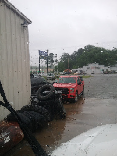 Tire Shop «Big L Tire Pros», reviews and photos, 581 Main St, Kilmarnock, VA 22482, USA