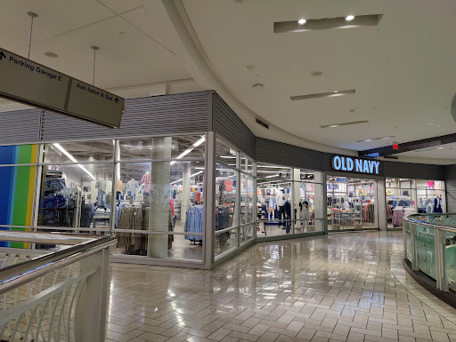 Clothing Store «Old Navy», reviews and photos, 1961 Chain Bridge Rd, McLean, VA 22102, USA