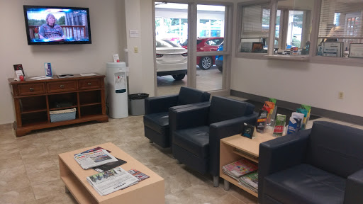 Mazda Dealer «Mazda of Manchester», reviews and photos, 80 Oakland St, Manchester, CT 06042, USA