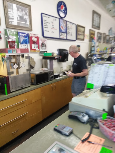 Grocery Store «Mohawk General Store», reviews and photos, 91130 Donna Rd, Springfield, OR 97478, USA